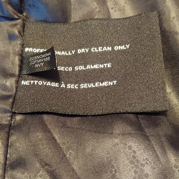 Guess Coat - Picture 9 of 12